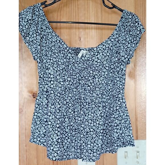 Japna Baby Doll Flouncy Smocked Top Black and White Ditzy Floral Women's Small - Picture 3 of 5